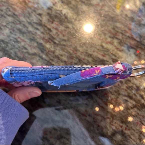 Vera Bradley Zip ID Case in “Bark Park” Pattern NWOT - Picture 6 of 8